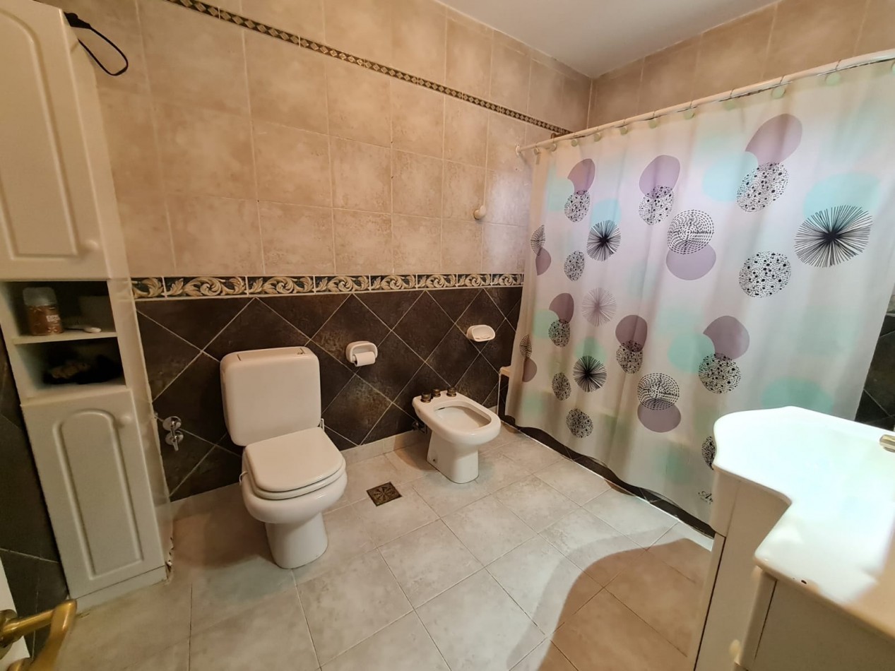 CASA EN VENTA B° DIVINA PROVIDENCIA