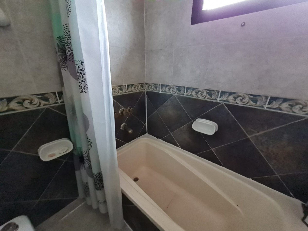 CASA EN VENTA B° DIVINA PROVIDENCIA