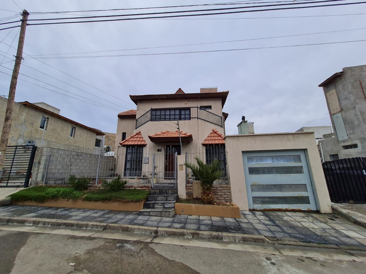 CASA EN VENTA B° DIVINA PROVIDENCIA