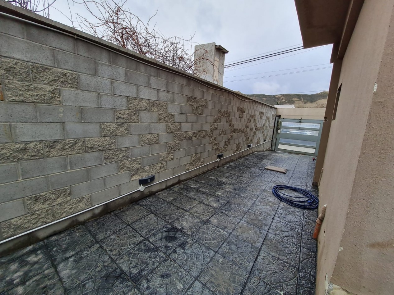 CASA EN VENTA B° DIVINA PROVIDENCIA