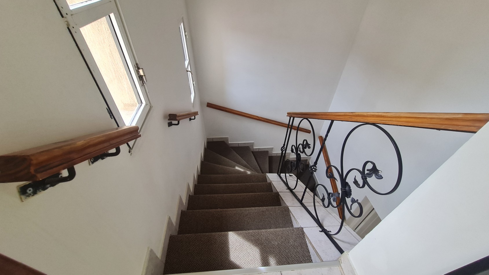 CASA EN VENTA B° DIVINA PROVIDENCIA