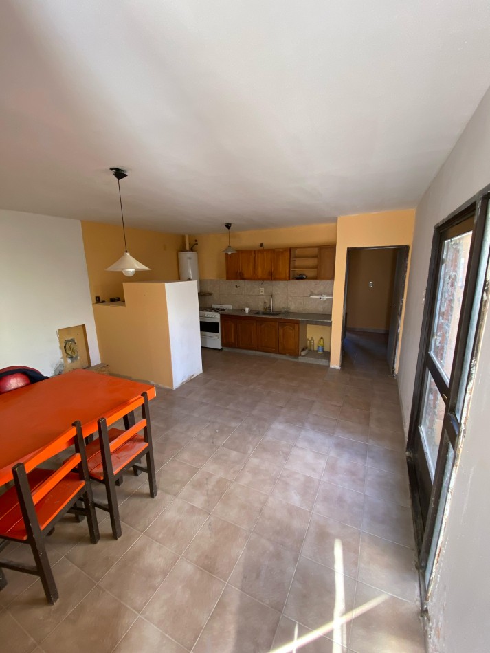 CASA EN VENTA DIADEMA A REFACCIONAR