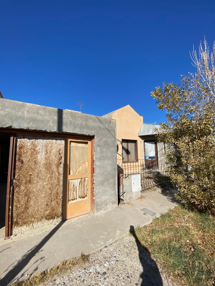 CASA EN VENTA DIADEMA A REFACCIONAR