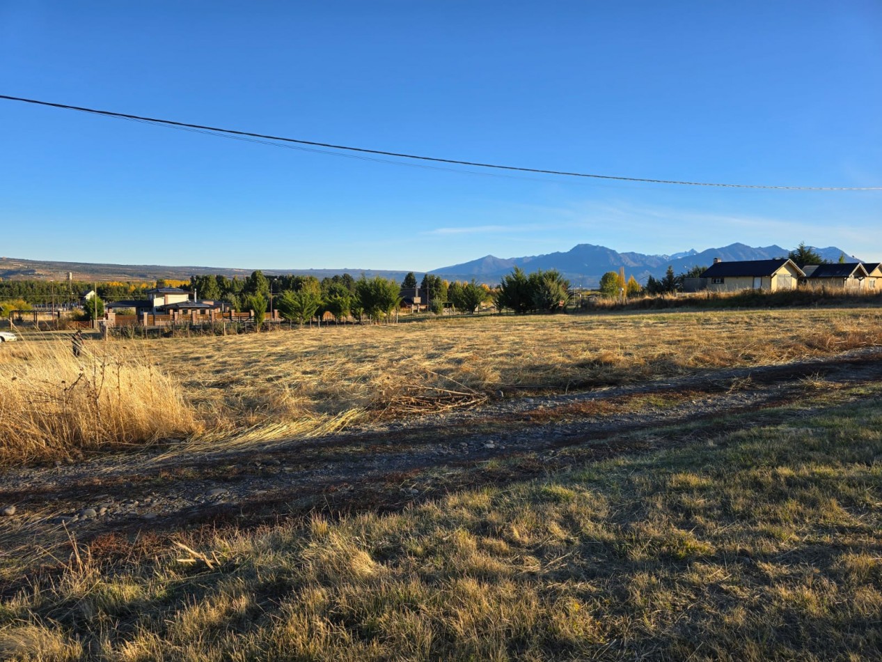 TERRENO EN VENTA TREVELIN