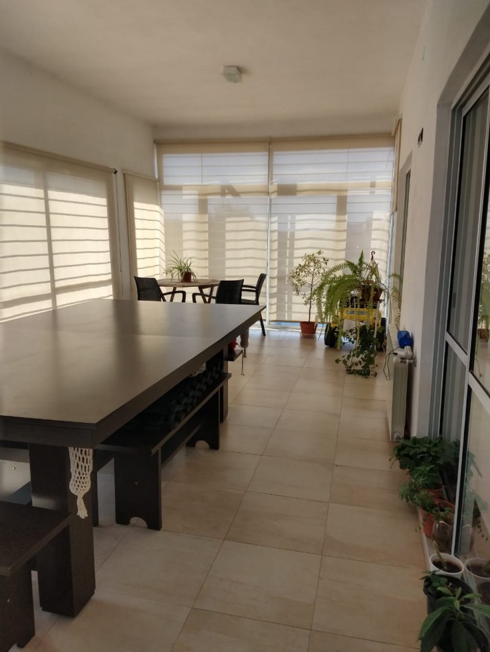 CASA CON PILETA EN VENTA CARLOS PAZ CORDOBA