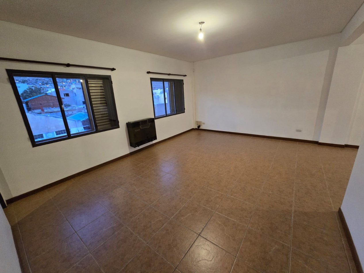 DEPARTAMENTO CENTRICO EN VENTA