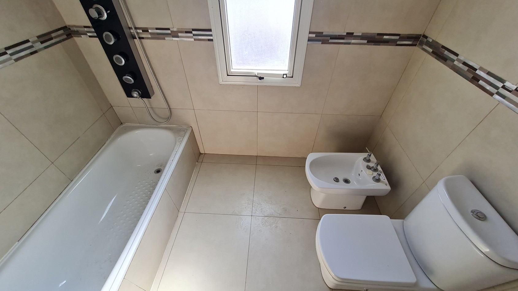 CASA EN VENTA B° PUEYRREDON
