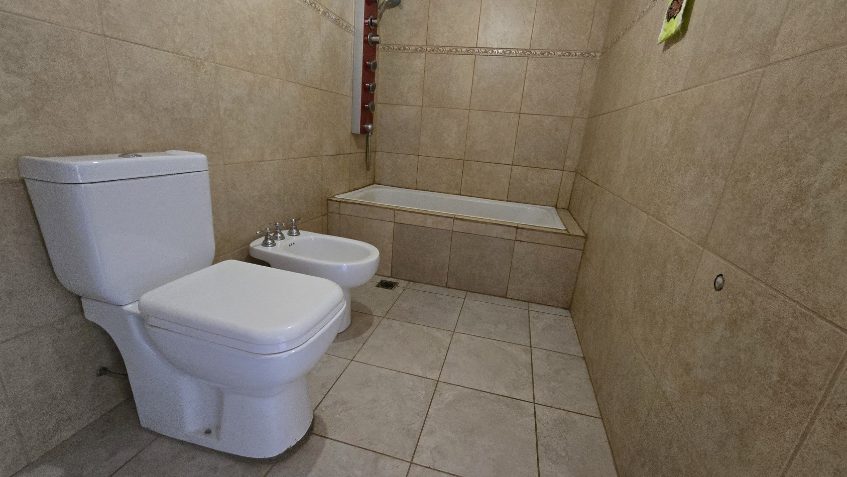 CASA EN VENTA B° LOS BRETES