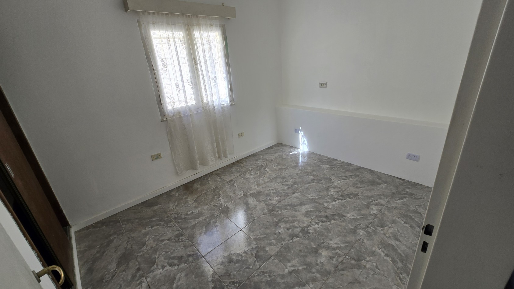 CASA EN ALQUILER B° PUEYRREDON 