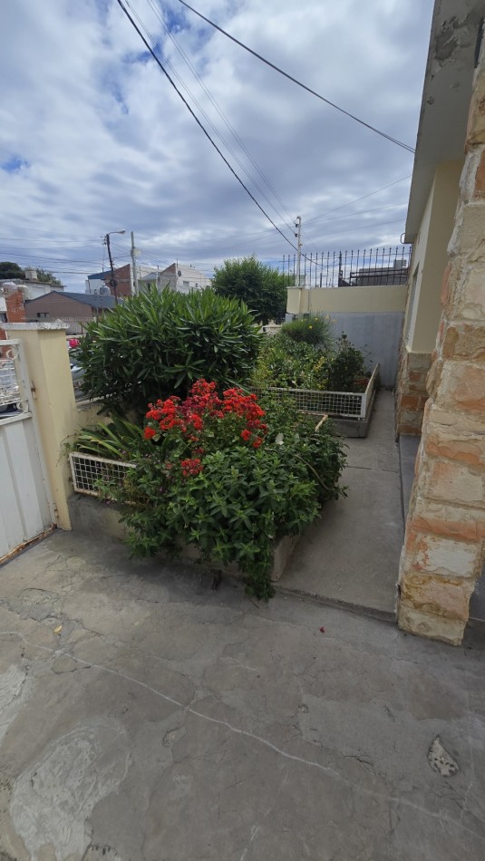 CASA EN ALQUILER B° PUEYRREDON 