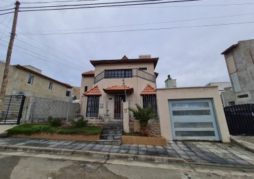 CASA EN VENTA B° DIVINA PROVIDENCIA