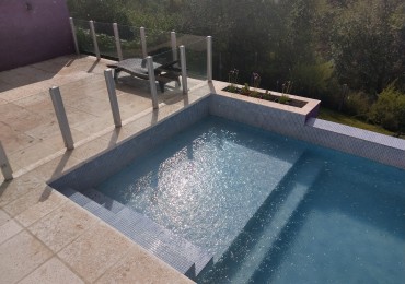 CASA CON PILETA EN VENTA CARLOS PAZ CORDOBA